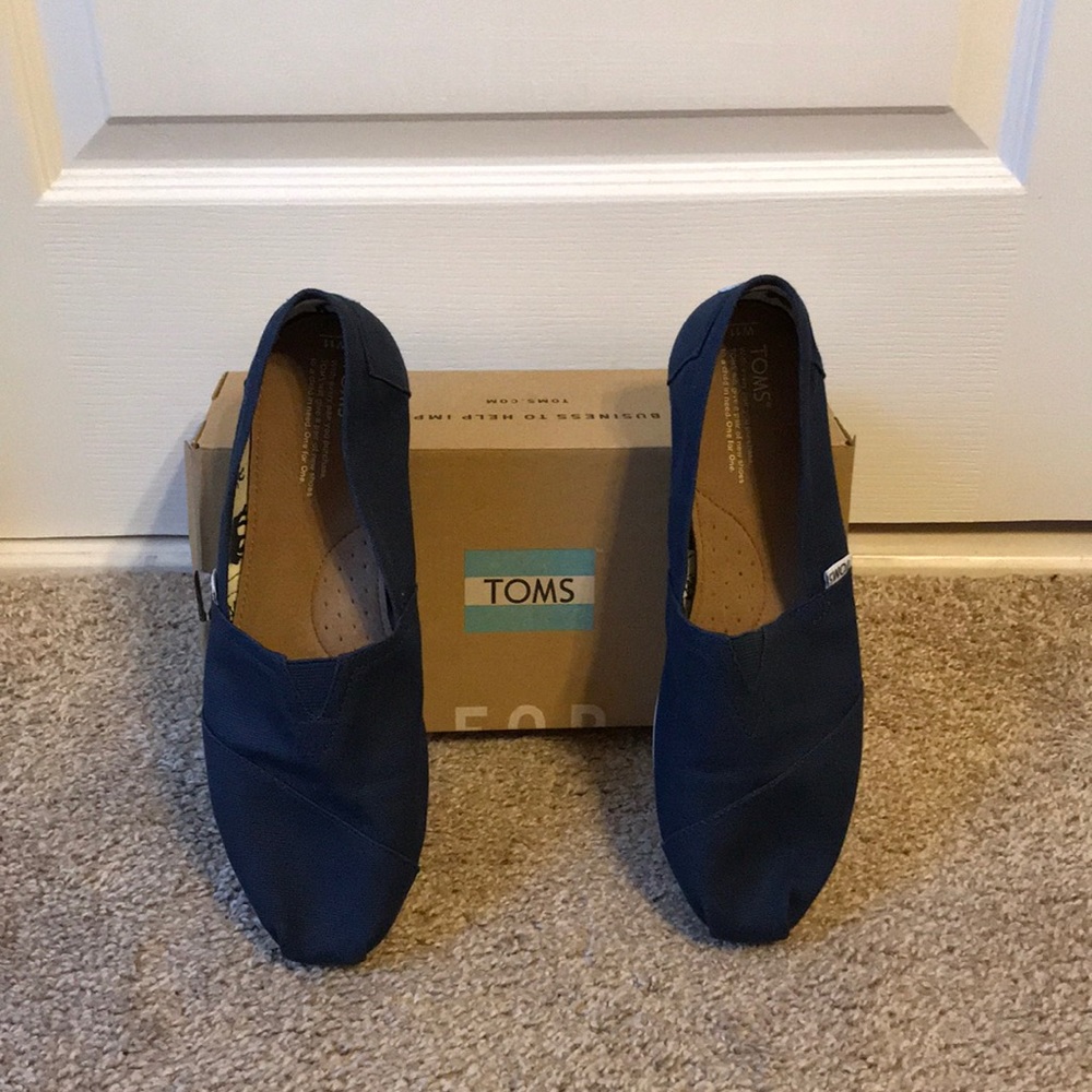 Toms